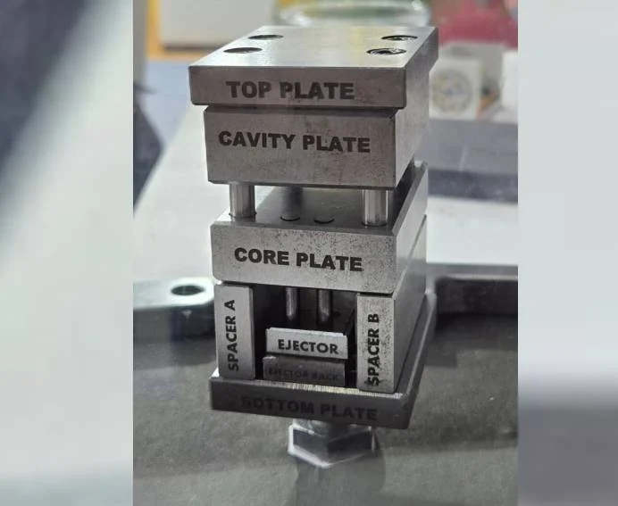 Plastic Injection Mould